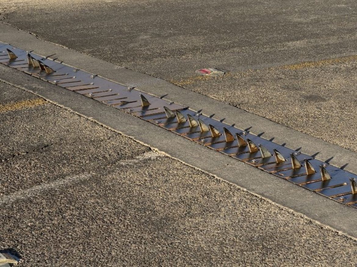 מחסום דוקרנים